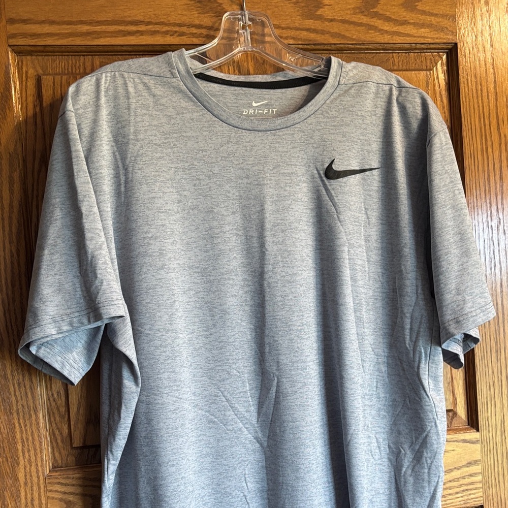 Nike Men's Heather Gray Dri-FIT Tee